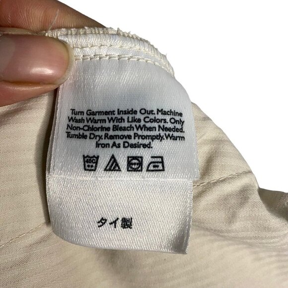 Eddie Bauer Men's Light Tan Straight Leg Chino Pants - Picture 10 of 11